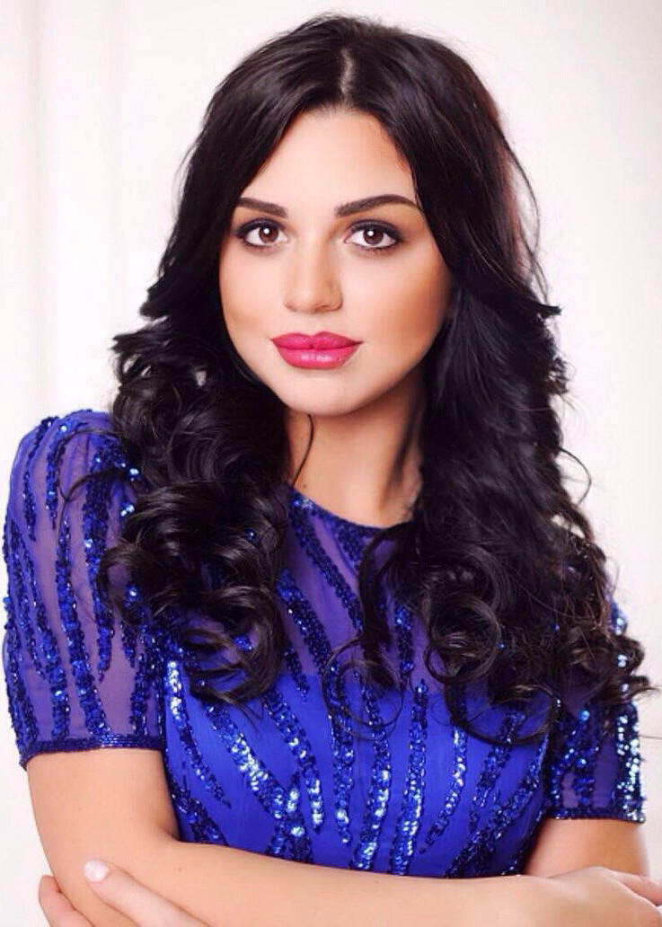 Russian Bride Karina age: 31 id:0000176425