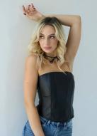 Russian bride Olena age: 28 id:0000204200