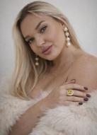 Russian bride Olena age: 35 id:0000204182