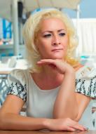 Russian Bride Aliona age: 46 id:0000165218