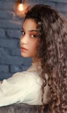 Russian Bride Samira age: 23 id:0000196841