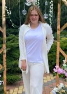 Russian bride Karyna age: 26 id:0000203962