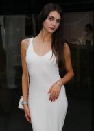 Russian Bride Aisel age: 19 id:0000203990