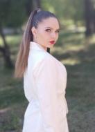 Russian bride Tetiana age: 18 id:0000203562